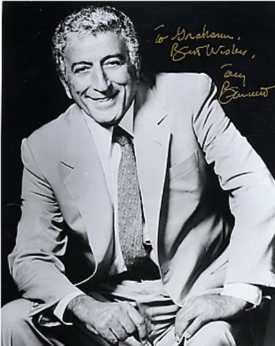 Tony Bennett Autographed Publicity Photograph photograph US ONYPHAU259903