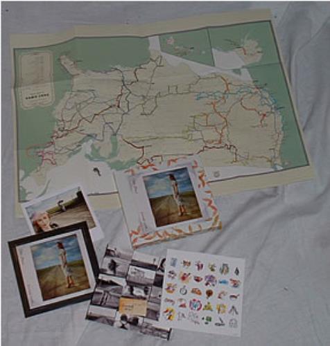 Tori Amos Scarlet's Walk 2-disc CD/DVD set French TOR2DSC227329