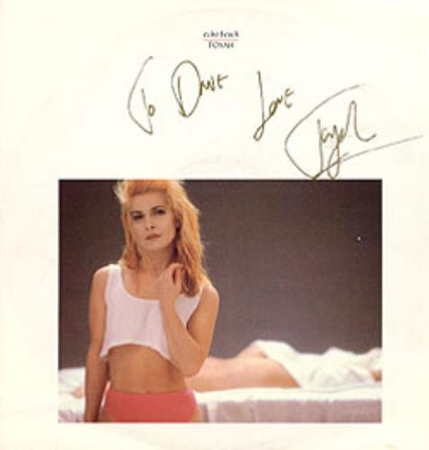 Toyah Echo Beach - autographed 12" vinyl single (12 inch record / Maxi-single) UK TYH12EC192065