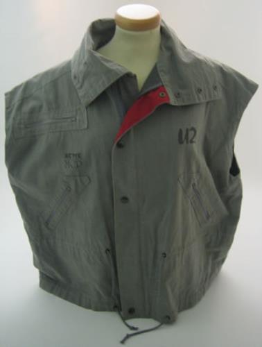 U2 The Joshua Tree Tour - Crew Gilet clothing UK U-2MCTH373546
