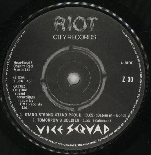 Vice Squad Stand Strong EP 7" vinyl single (7 inch record / 45) UK VSQ07ST564552