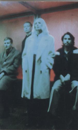 Wolf Alice Blue Weekend cassette album UK XZ6CLBL857536