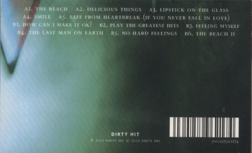 Wolf Alice Blue Weekend cassette album UK XZ6CLBL857536