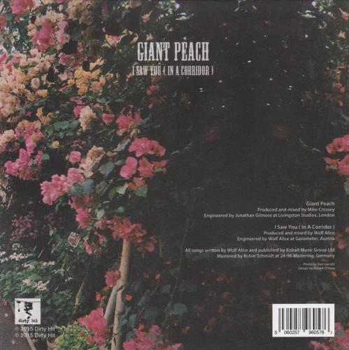 Wolf Alice Giant Peach 7" vinyl single (7 inch record / 45) UK XZ607GI660340