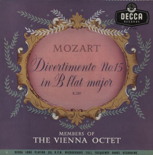 Wolfgang Amadeus Mozart Mozart: Divertimento No. 15 In B Flat Major K. 287 vinyl LP album (LP record) UK WZMLPMO862259