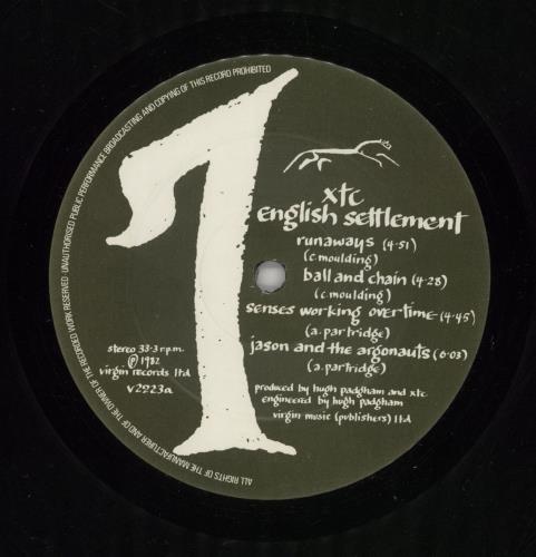 XTC English Settlement - White Titles - VG/EX 2-LP vinyl record set (Double LP Album) UK XTC2LEN789529