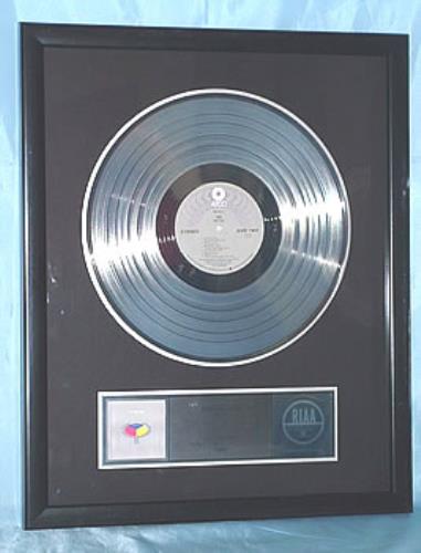 Yes 90125 Nine award disc US YESAWNI291080